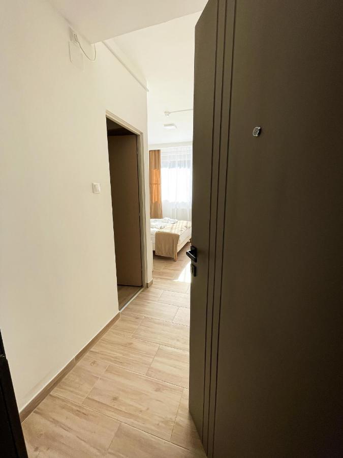 Öreg-tó Hotel és Rendezvénytér Tata Exterior foto